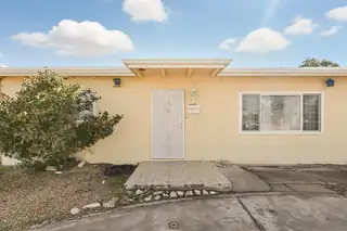 308 General Chennault Street NE 