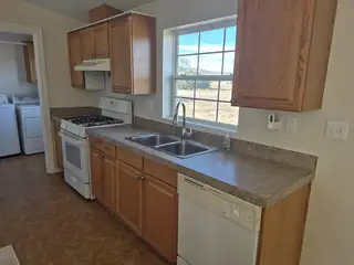 183 Cedar Lane Lane Kitchen