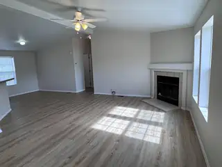 183 Cedar Lane Lane Living Room