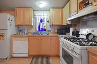 714 Hidden Valley Road Kitchen