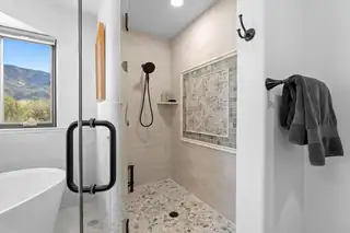 975 Antelope Ave NE View