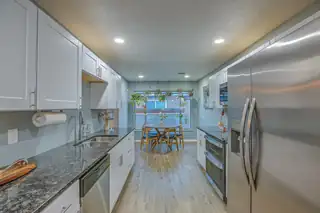 1521 Dartmouth Drive NE Kitchen