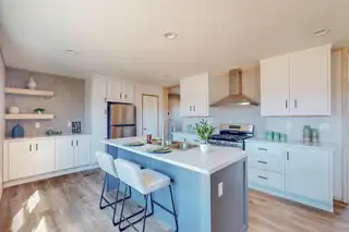 12 Sky Loop, Moriarty