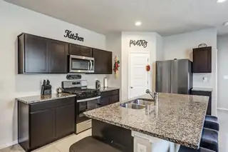 10737 Sabino Loop SW Kitchen