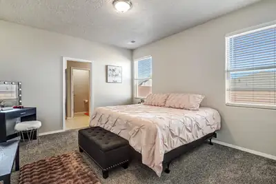 10737 Sabino Loop SW, Albuquerque, NM 87121 Bedroom