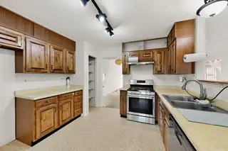 51 Smoke Rise Trail Bedroom