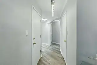 404 Lindsay Place SW 