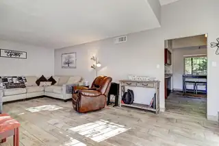 10409 Malaguena Lane NE Living Room