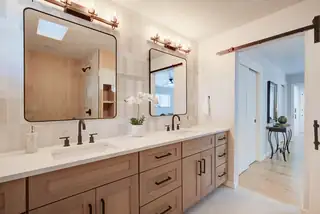 6504 Natalie Avenue NE 