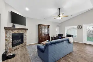 2621 Scarlet Sage Road SW Living Room