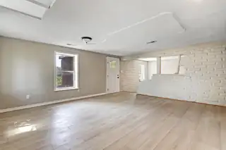 250 Valle Grande Road Living Room