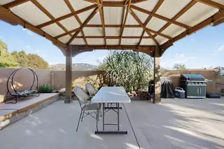 808 Villa Verde Drive SE Patio