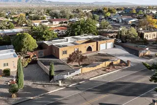 808 Villa Verde Drive SE 