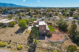 9231 Oakland Avenue NE Backyard