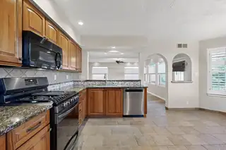 8601 Vineyard Ridge Road NE Kitchen