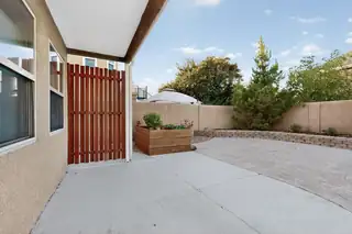 8601 Vineyard Ridge Road NE Patio