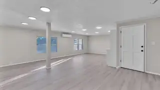 9117 Luna Del Oro Road NE Living Room