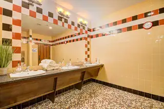 600 Jubilee Boulevard SW Pool