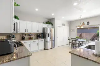 4308 Summer Hill Lane NW Kitchen