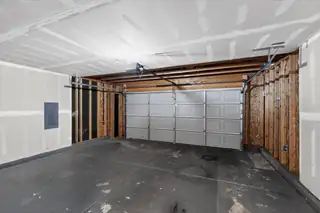 11108 Ibis Road SW Garage