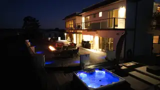 300 CATFISH Road Hot Tub