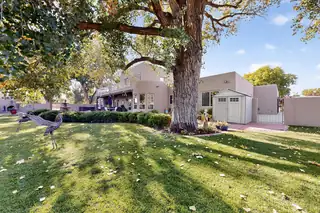 2609 Pajarito Meadows Road SW Patio