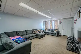 213 Dallas Street NE Living Room