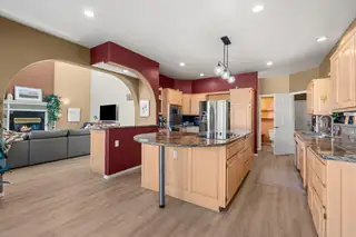 9909 Barrinson NE Hot Tub