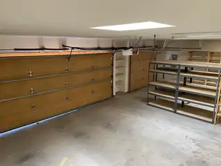 194 Camino Barranca Garage