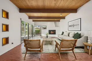 225 Amherst Drive SE, Albuquerque