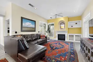 318 San Marcos Loop Living Room