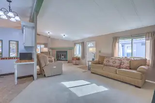 8432 Creek Street NE Kitchen