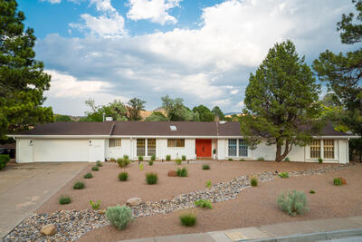 1620 Sagebrush Trail SE, Albuquerque