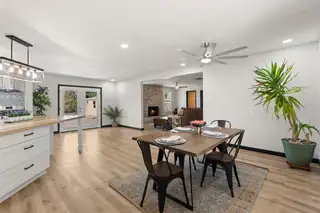 5809 Warren Lane SW Dining Room