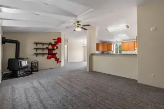 86 Canyon Road Kitchen