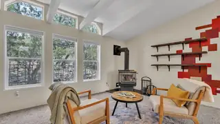 86 Canyon Road Living Room