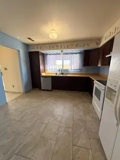 290 Asbury Road NE Kitchen