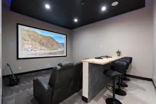 2005 Mate Court NE Home Theater