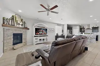 4485 Skyline Loop NE Exterior Front