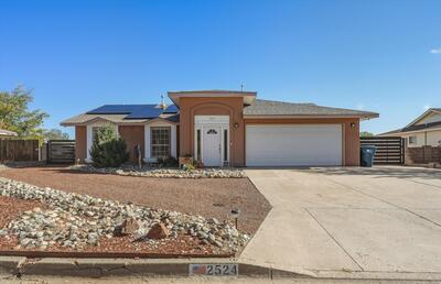 2524 Twin Buttes Drive NE, Rio Rancho