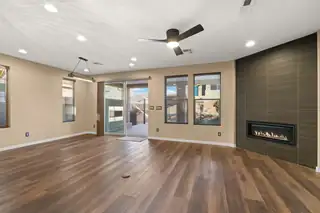 6028 Hardin Drive SE Living Room