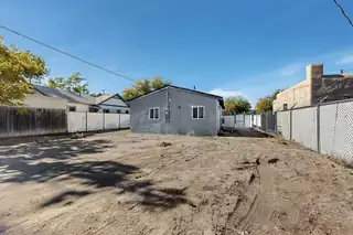 116 STANFORD Drive SE 