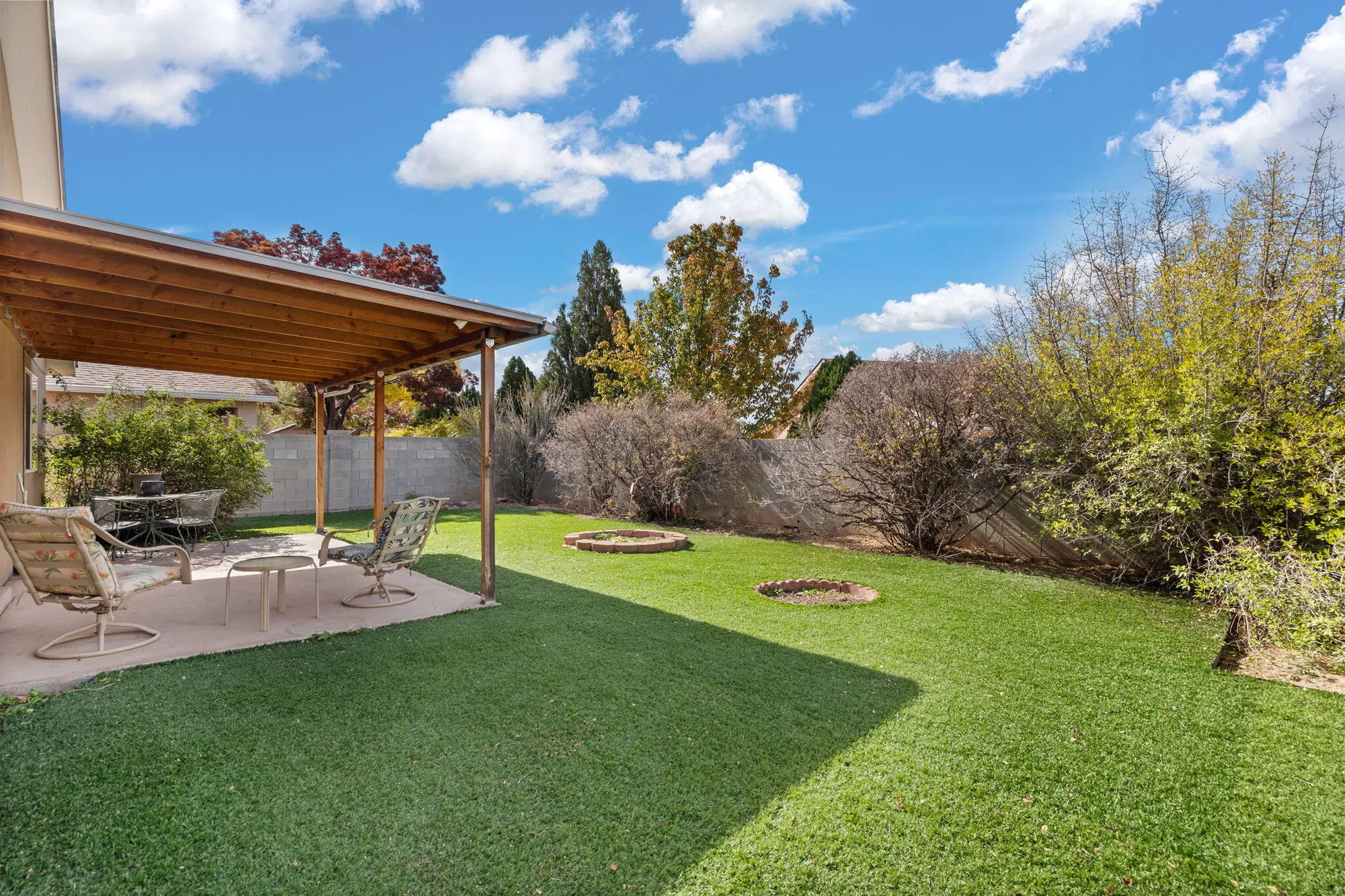 423 Glacier Bay Street SE