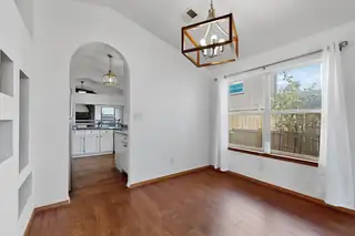 4700 Cutting Avenue NW Dining Room