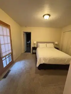 1043 E Don Diego Avenue # E Bathroom