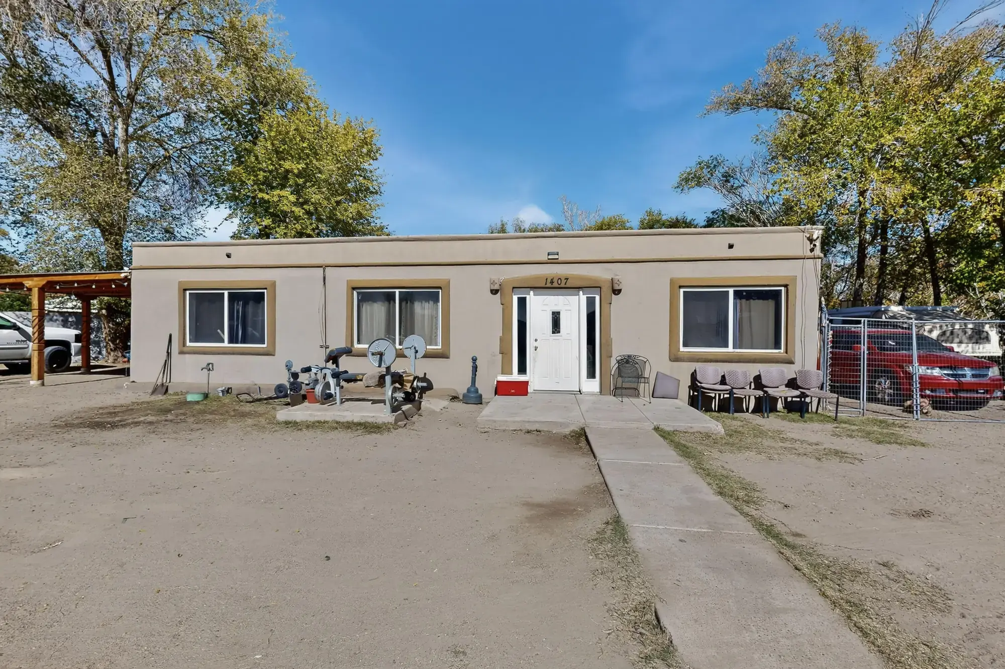 1407 De Baca Circle SW