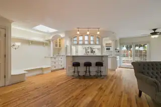 1220 Monroe Street NE Living Room