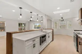1532 35th Circle SE Kitchen
