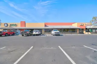 9880 Montgomery Boulevard NE 