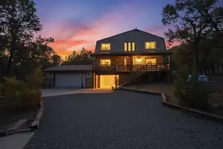 1130 San Diego Loop, Jemez Springs